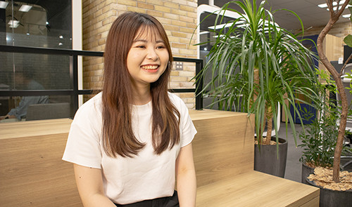 岸 春奈